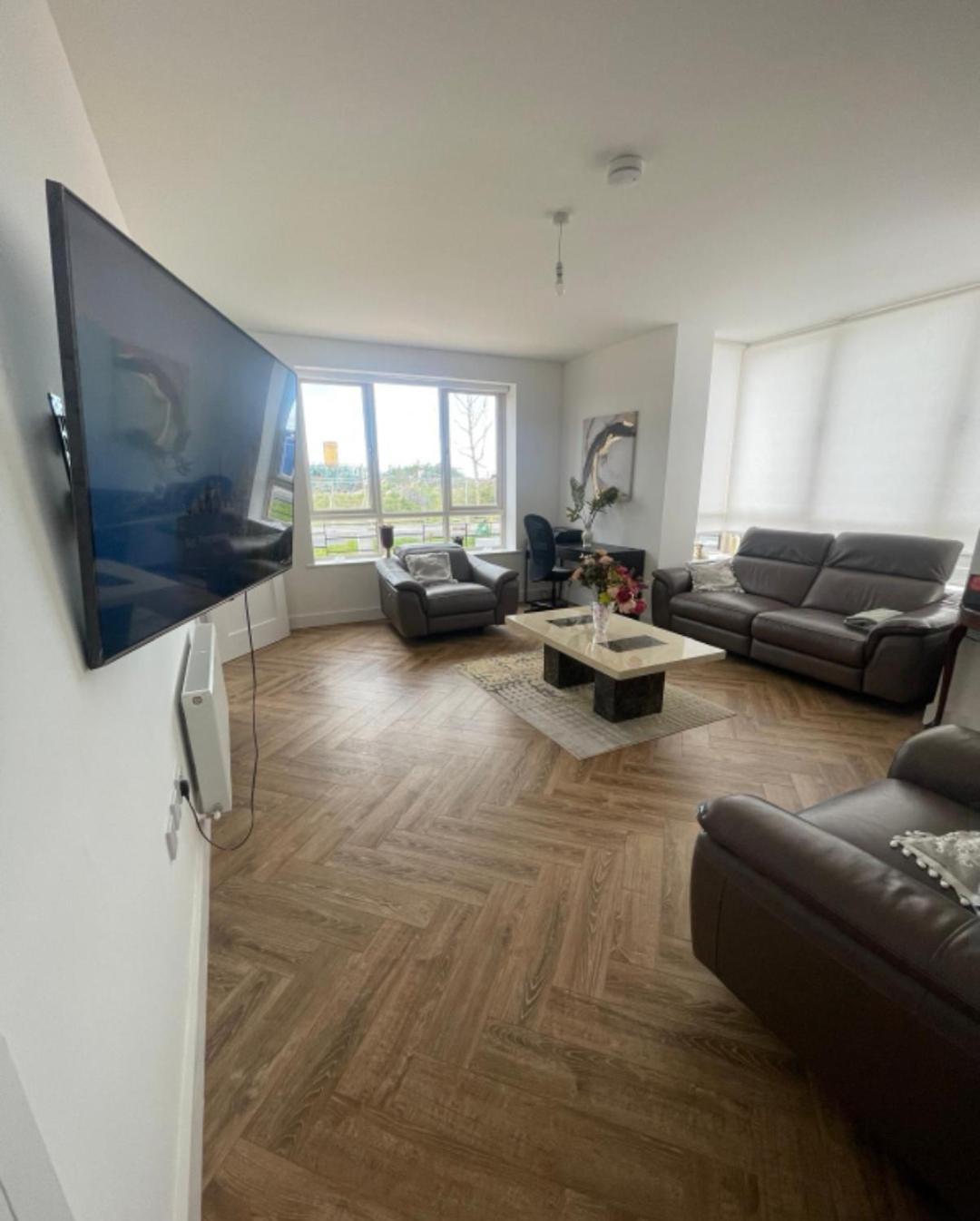 Vila Grab House Swords Exteriér fotografie