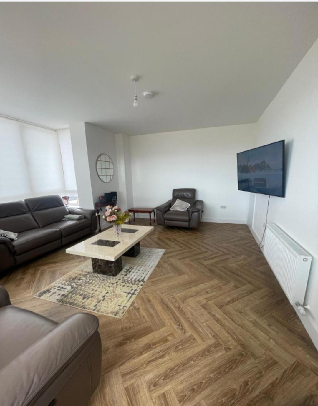 Vila Grab House Swords Exteriér fotografie