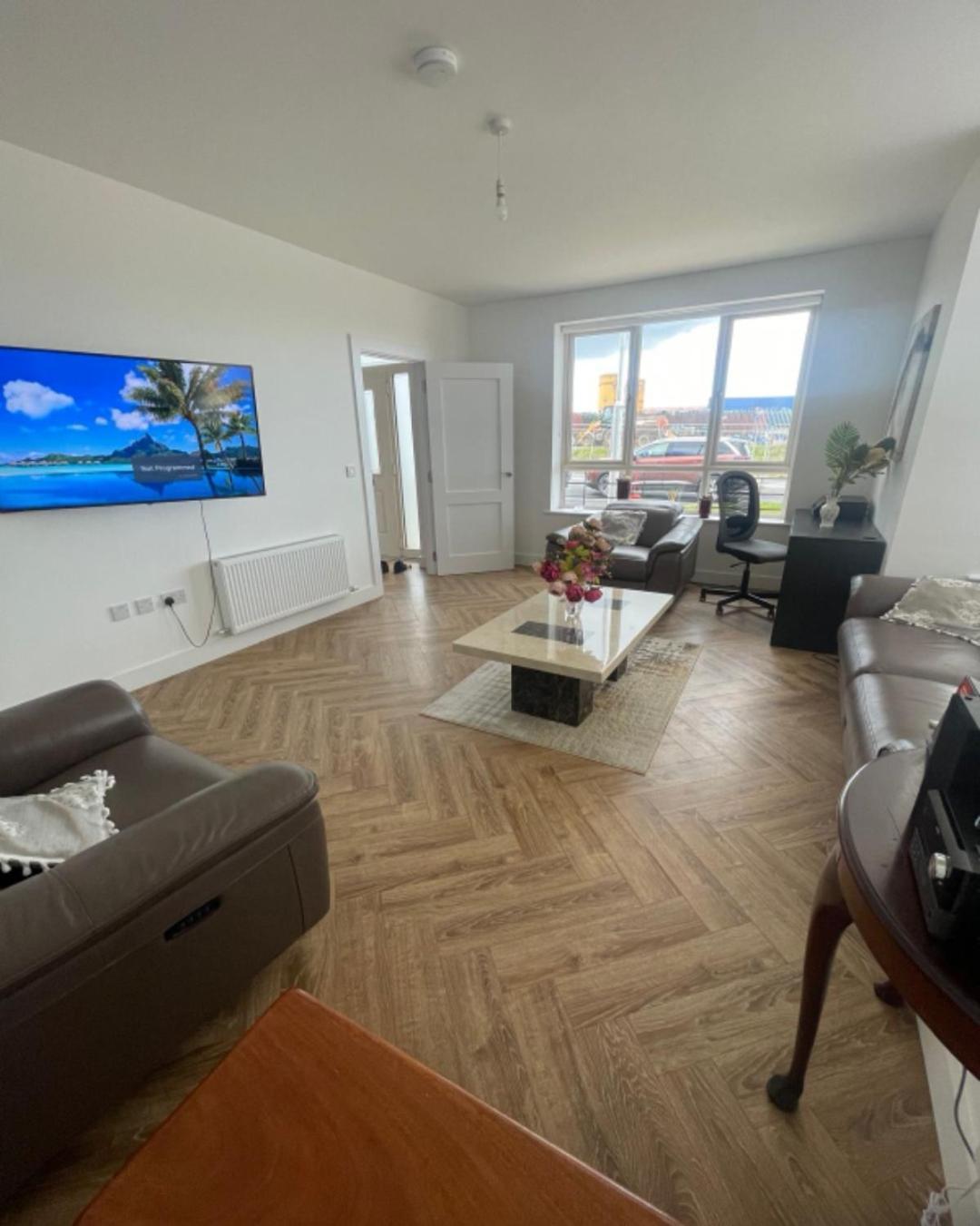 Vila Grab House Swords Exteriér fotografie